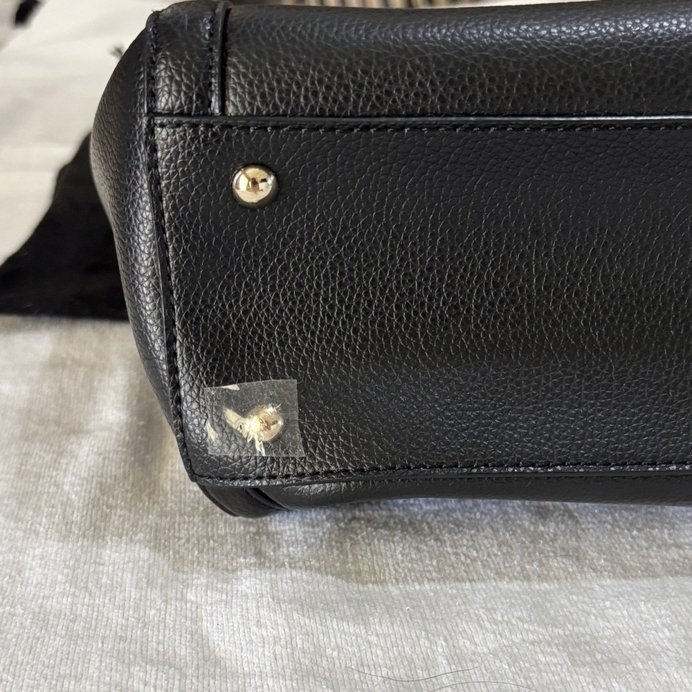 Karl Lagerfeld Sleek Black Tote Bag - Picture 4 of 8